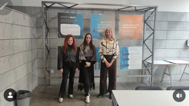 Encuentro institucional en el área de Desarrollo Local del Ayuntamiento de Alicante, orientado a la colaboración y al impulso de iniciativas empresariales. encuentro institucional ayuntamiento de alicante rapsodia empresas